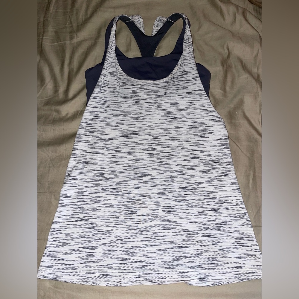 Lululemon Twist and Toil Shelf Bra Tank Top